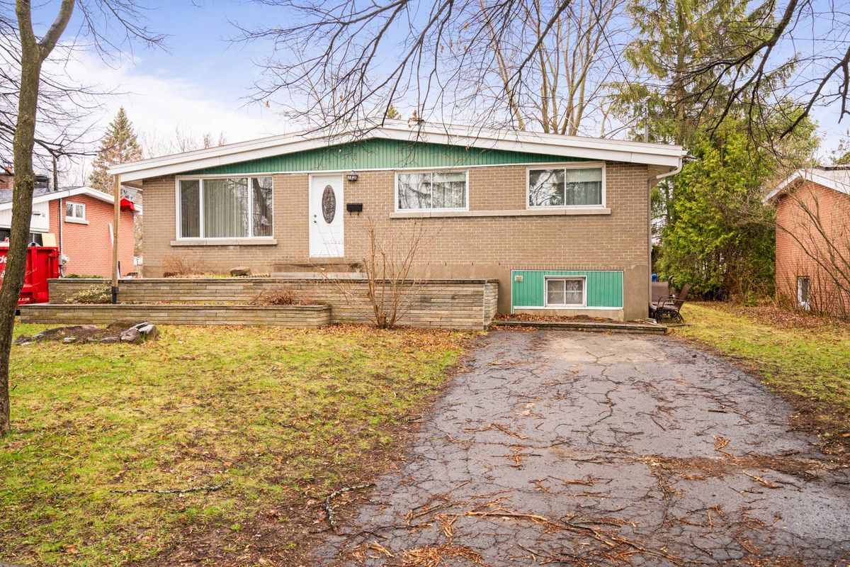 Photograph of the property at 182 4e Avenue in Vaudreuil-Dorion (Dorion)