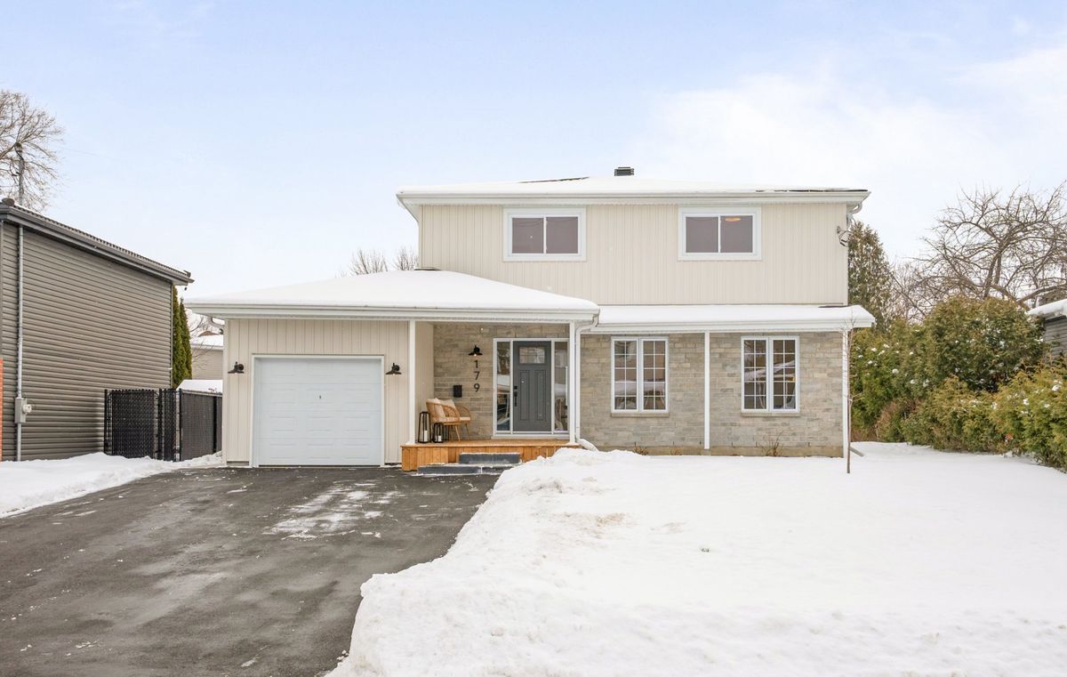 Photograph of the property at 179 Place Thorncliffe in Pincourt